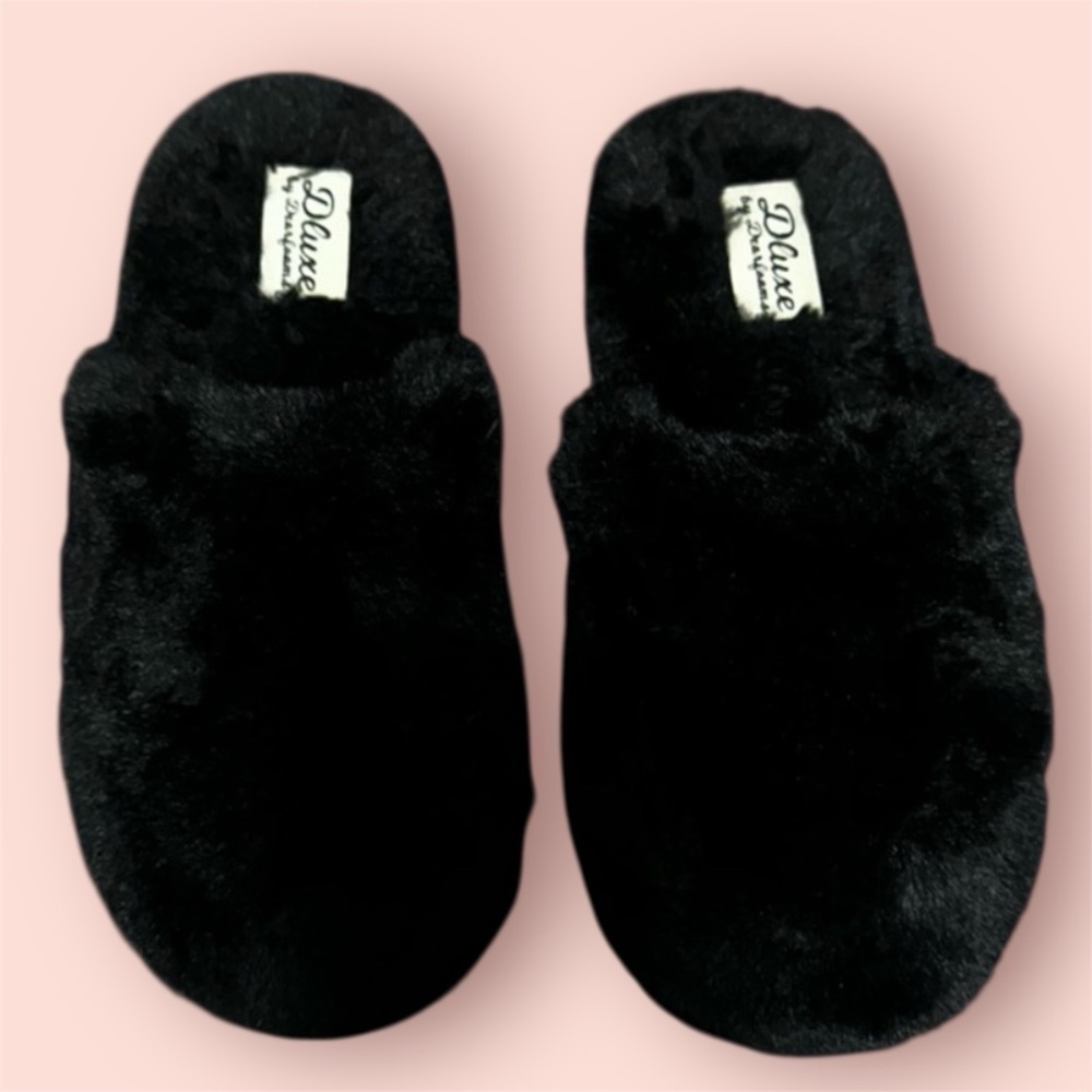 dluxe by dearfoams Women's Luella Scuff Slippers small 5/6